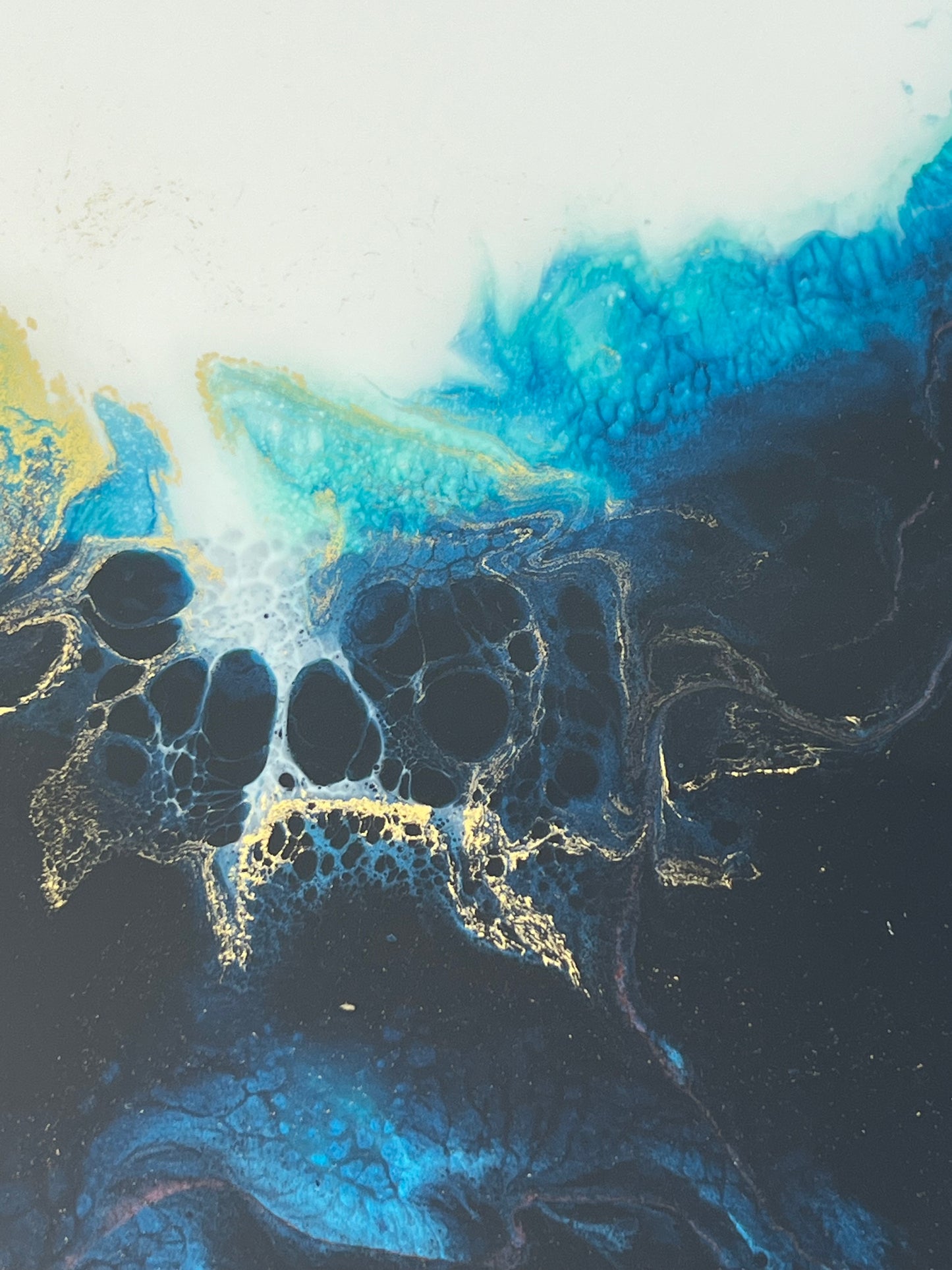 Tacka ozdobna z żywicy biel/akwamaryna