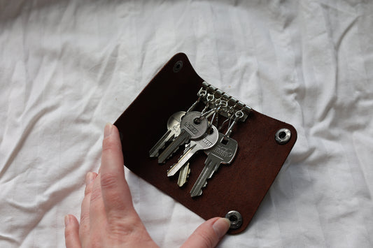 Skórzane etui na klucze Chopek z lasu