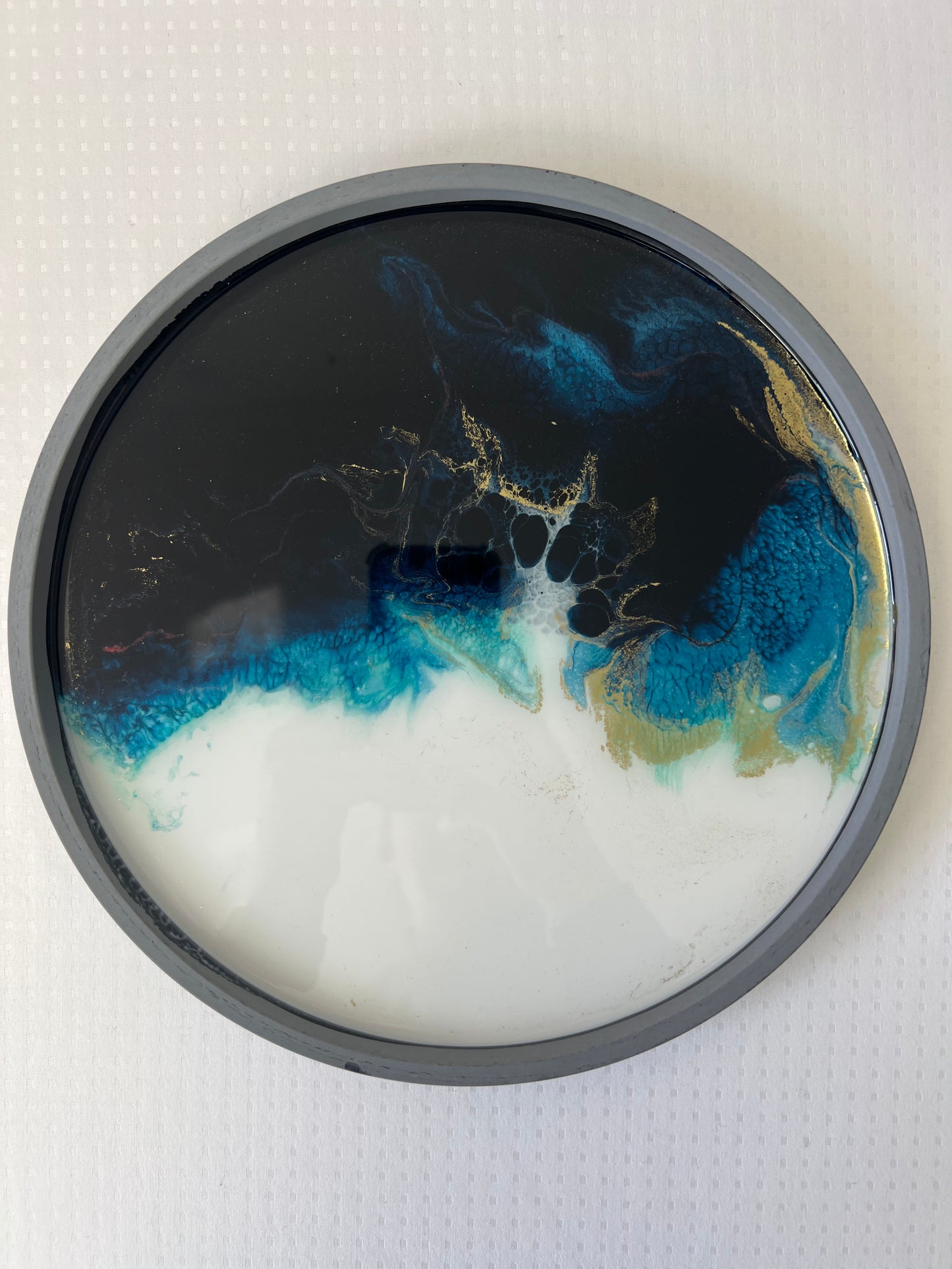 Tacka ozdobna z żywicy biel/akwamaryna