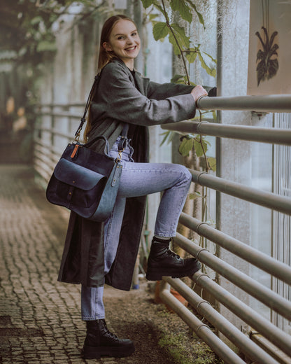 Torebka skórzana Elaine kolor granatowy
